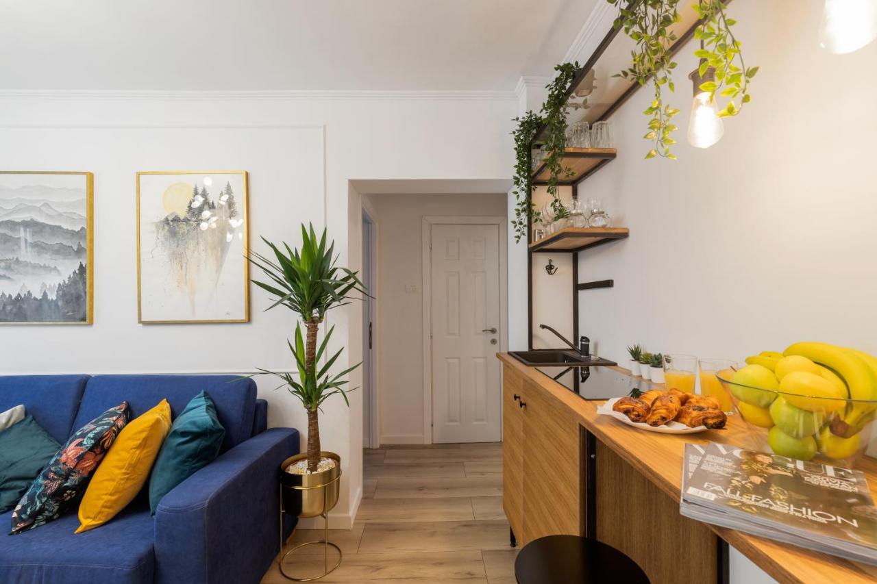 Eclectic 3 Bedroom Calea Victoriei By Urbanesq Bukarest Eksteriør billede