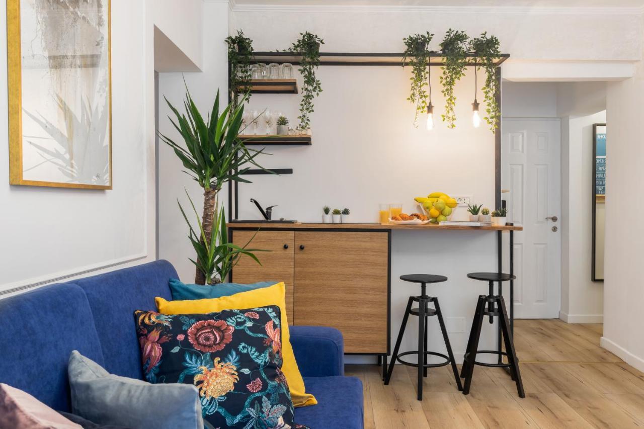 Eclectic 3 Bedroom Calea Victoriei By Urbanesq Bukarest Eksteriør billede